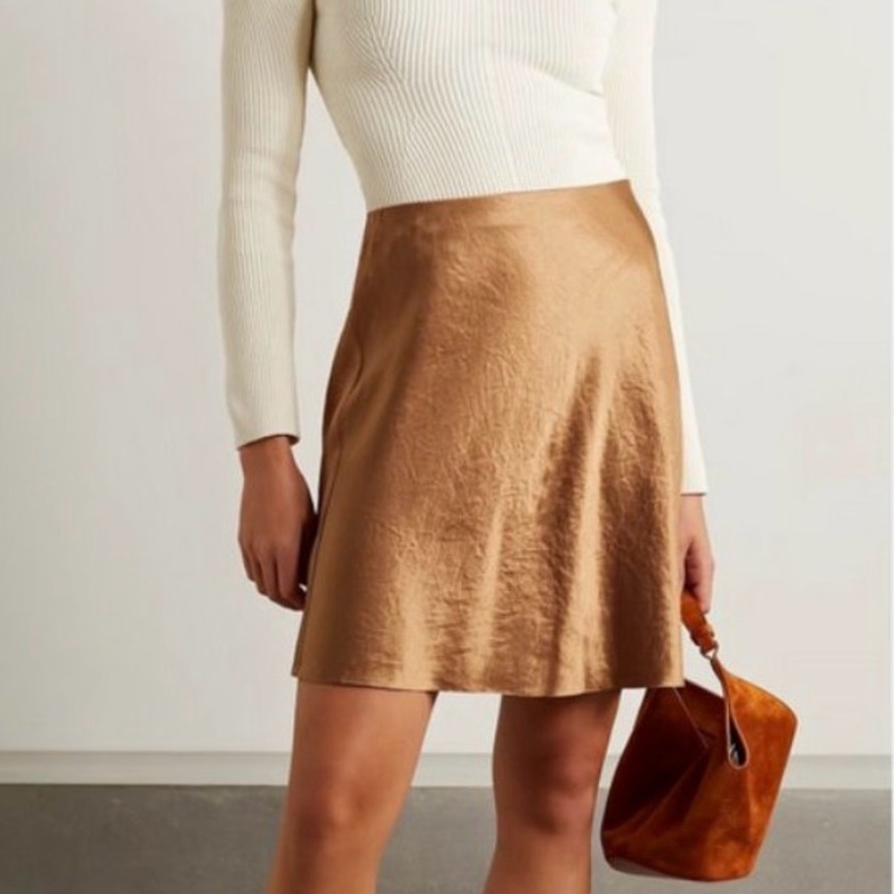 Vince L EUC silky soft gold luxe fall color evening or event skirt